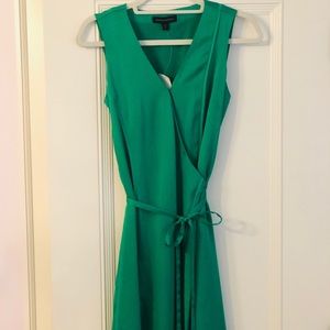 Brand NEW Banana Republic dress.